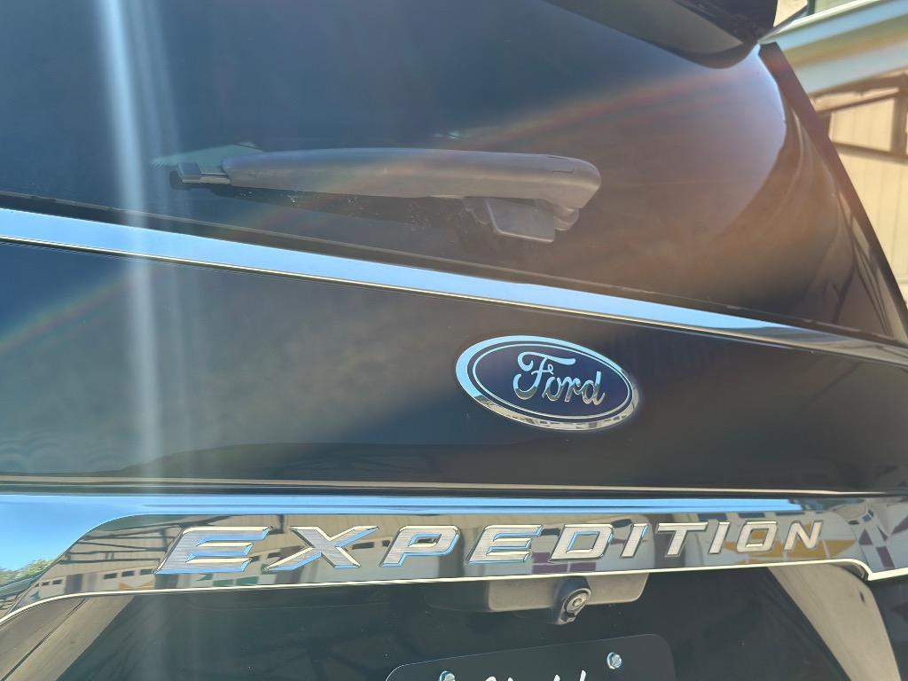 2019 Ford Expedition - $17,900