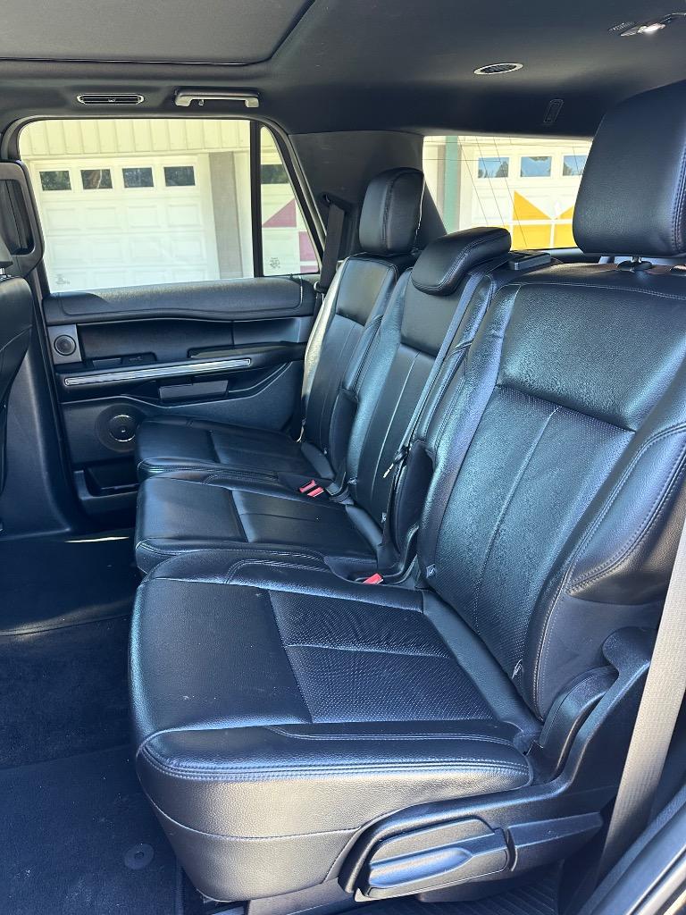 2019 Ford Expedition - $17,900