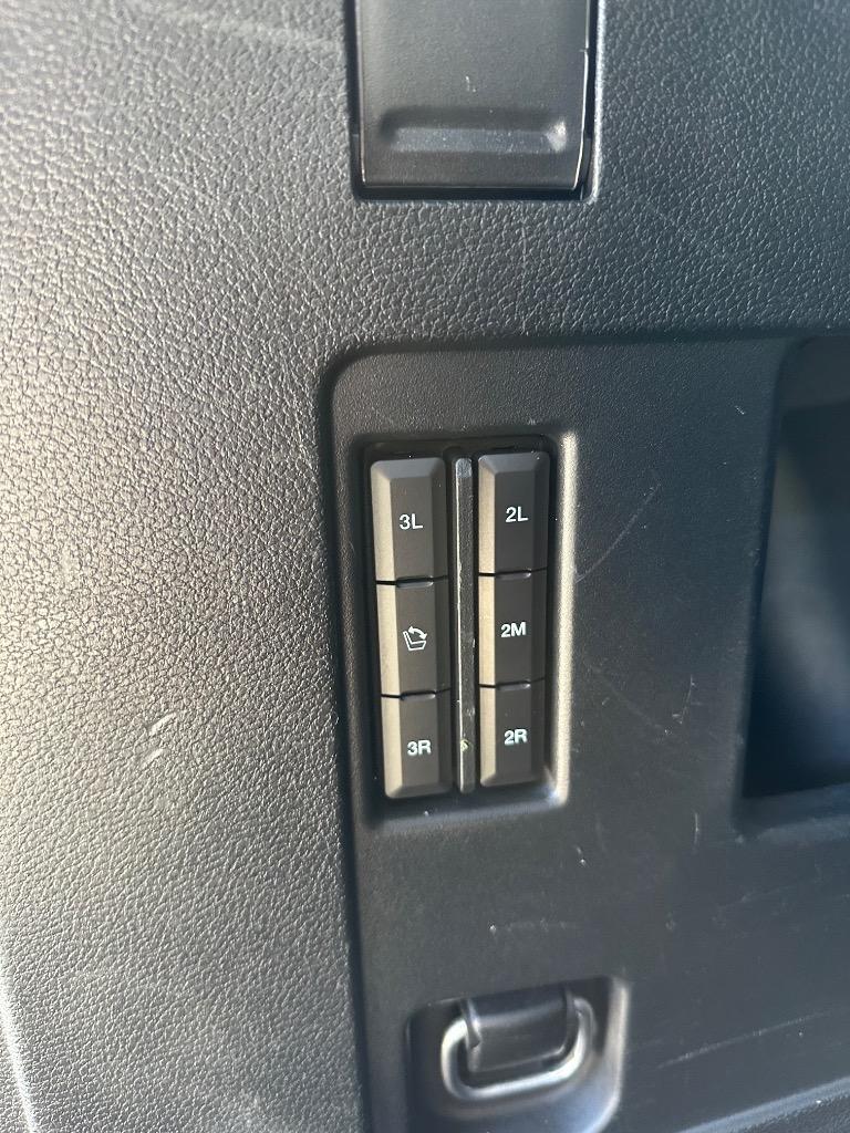 2019 Ford Expedition - $17,900