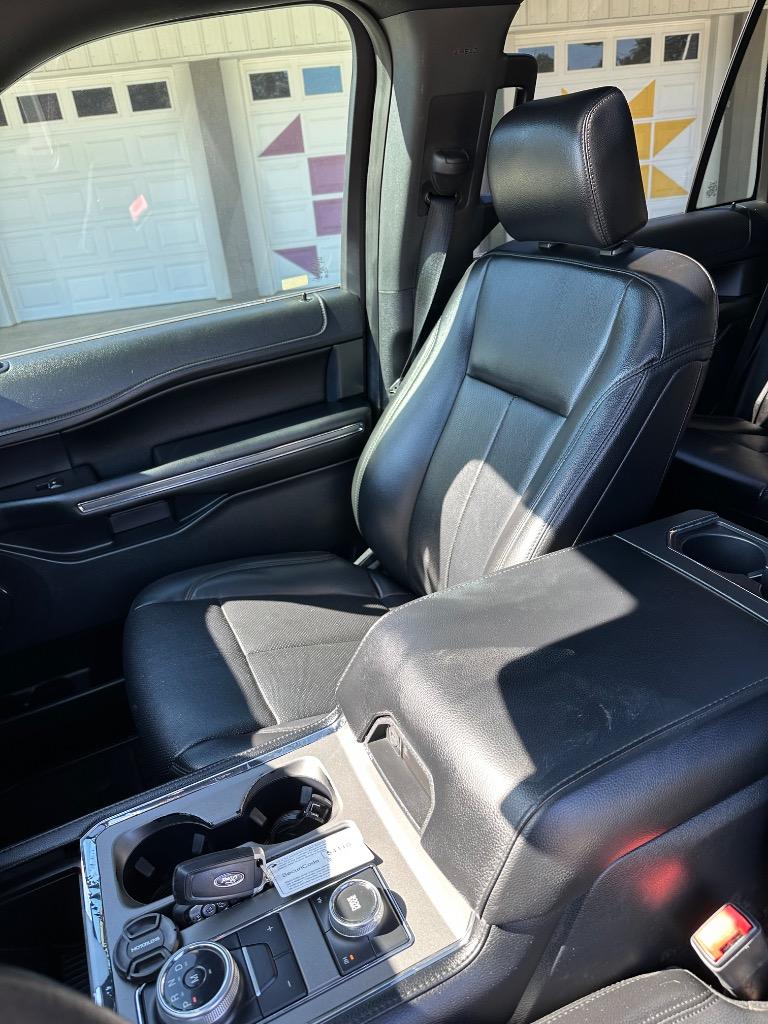 2019 Ford Expedition - $17,900
