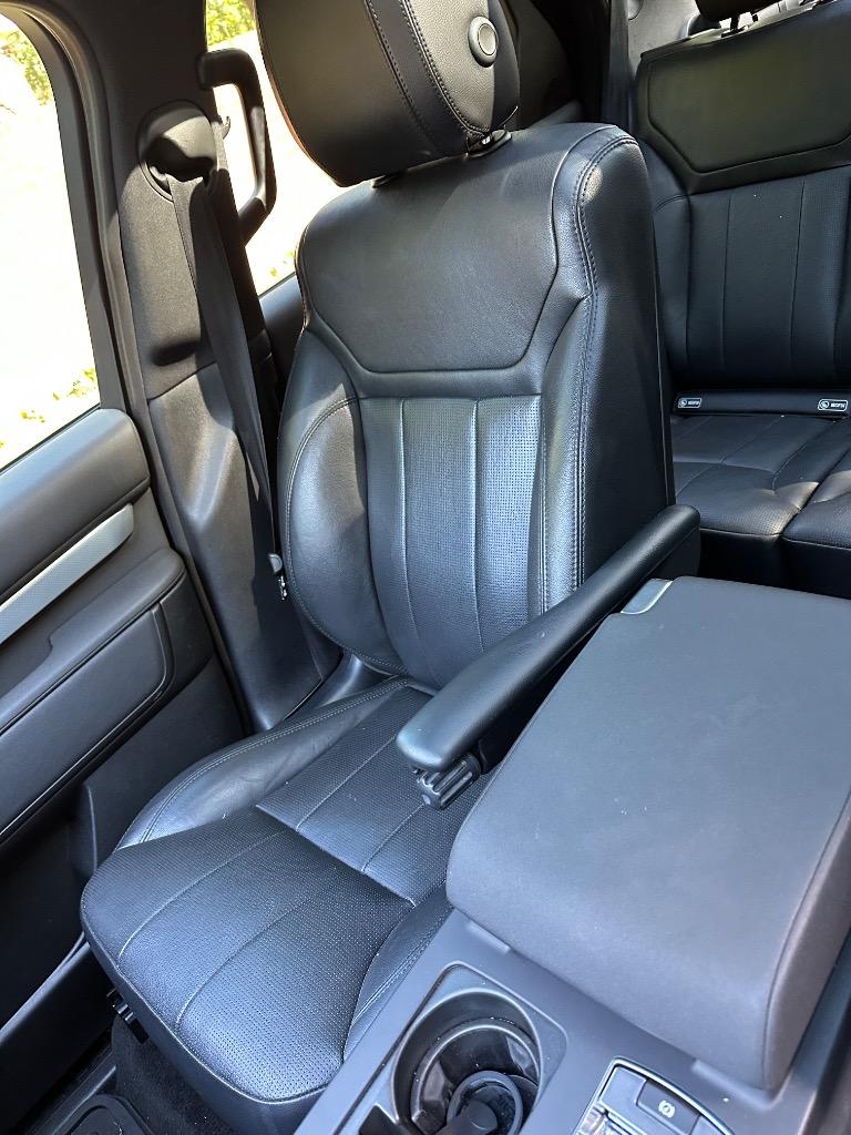 2020 Land Rover Discovery - $18,900
