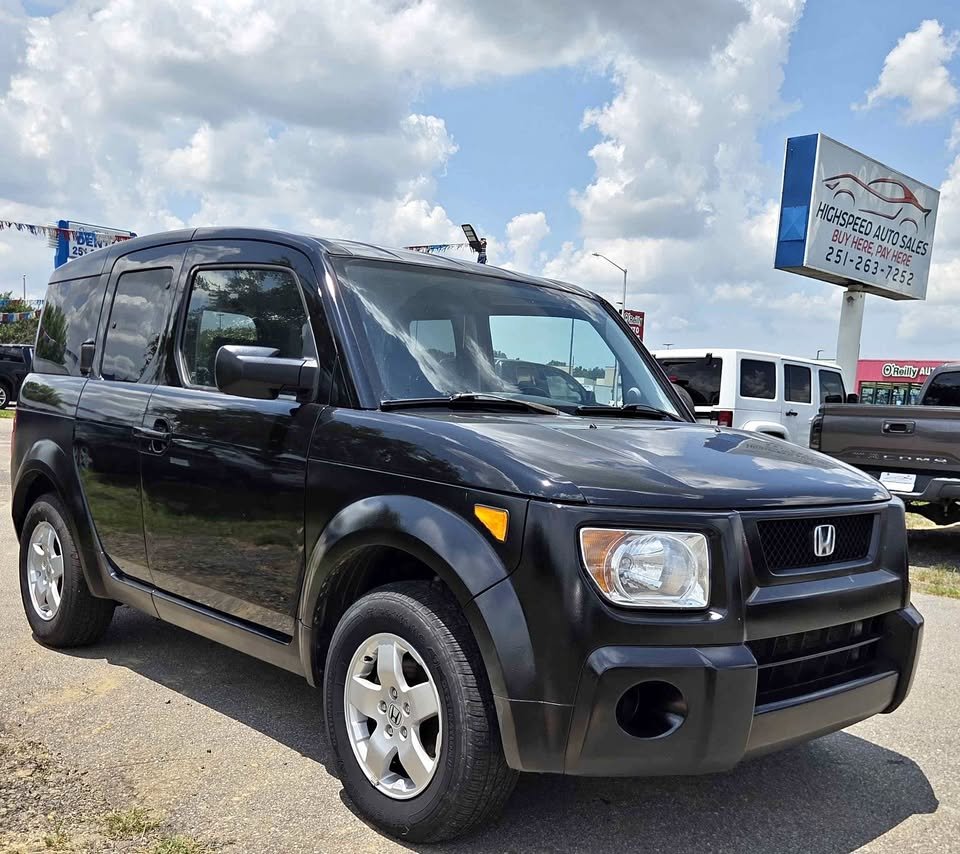2003 Honda Element - $9,900