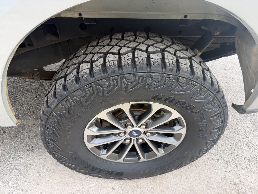 2019 Ford F-150 - $14,995
