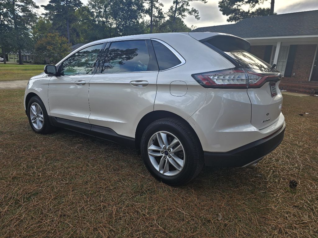 2017 Ford Edge - $10,500