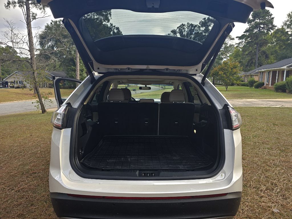 2017 Ford Edge - $10,500