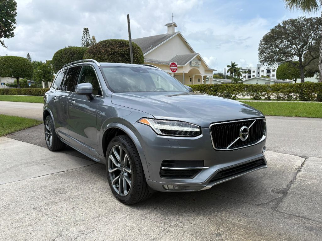 2017 Volvo XC90 - $16,000