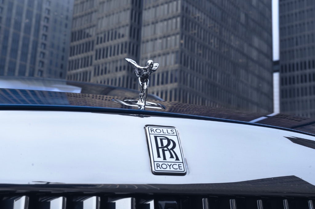 2024 Rolls Royce Spectre photo 8