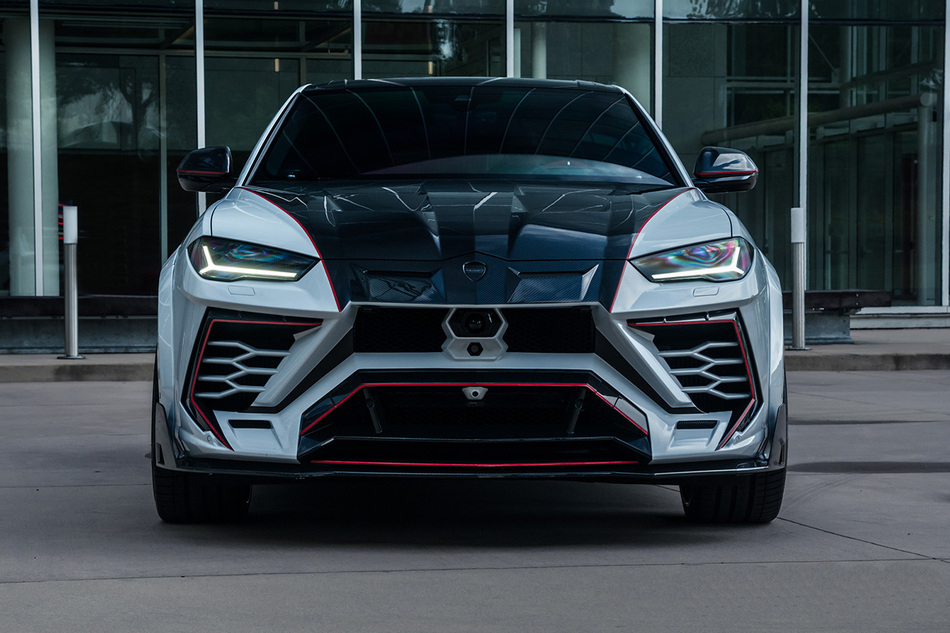 2020 Lamborghini URUS - $200,000