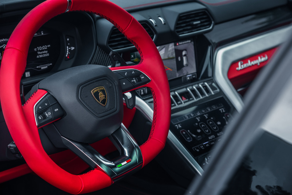 2020 Lamborghini URUS - $200,000