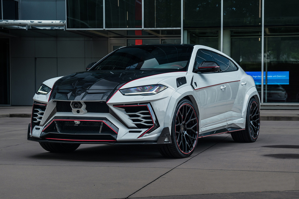 2020 Lamborghini URUS - $200,000