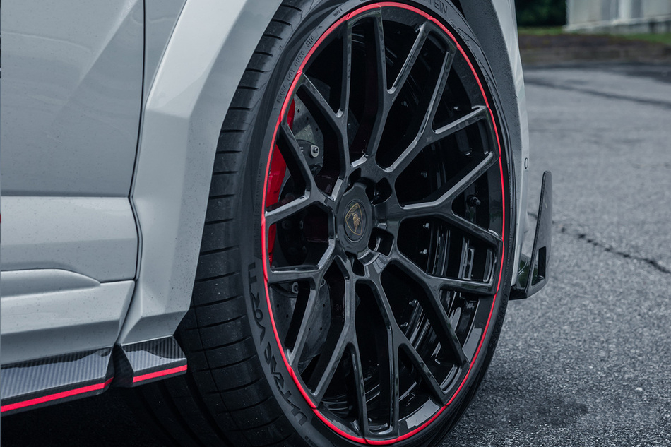2020 Lamborghini URUS - $200,000