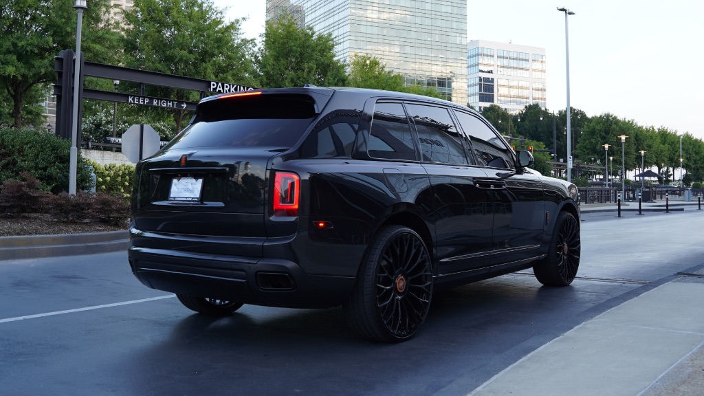 2019 Rolls-Royce Cullinan - $199,000