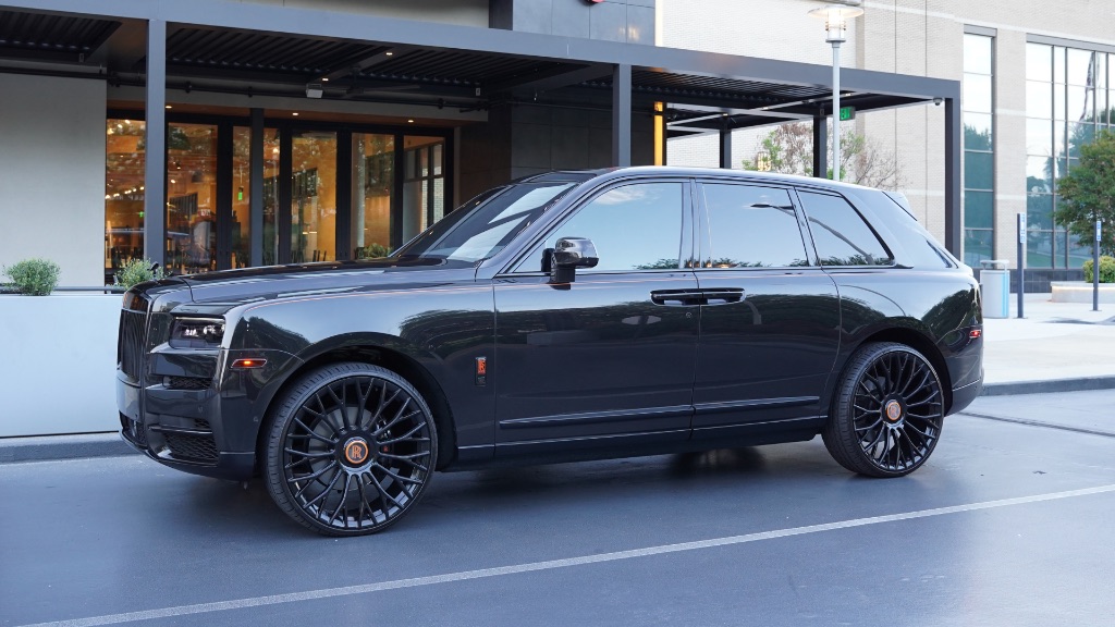2019 Rolls-Royce Cullinan - $199,000
