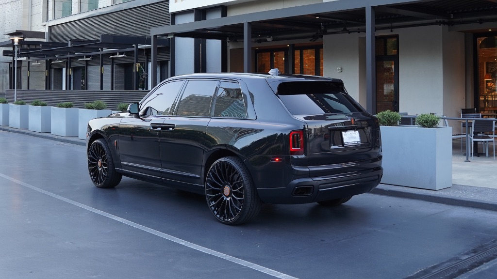 2019 Rolls-Royce Cullinan - $199,000
