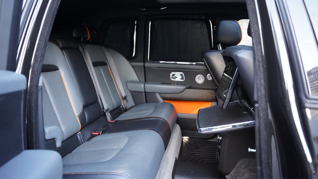 2019 Rolls-Royce Cullinan - $199,000