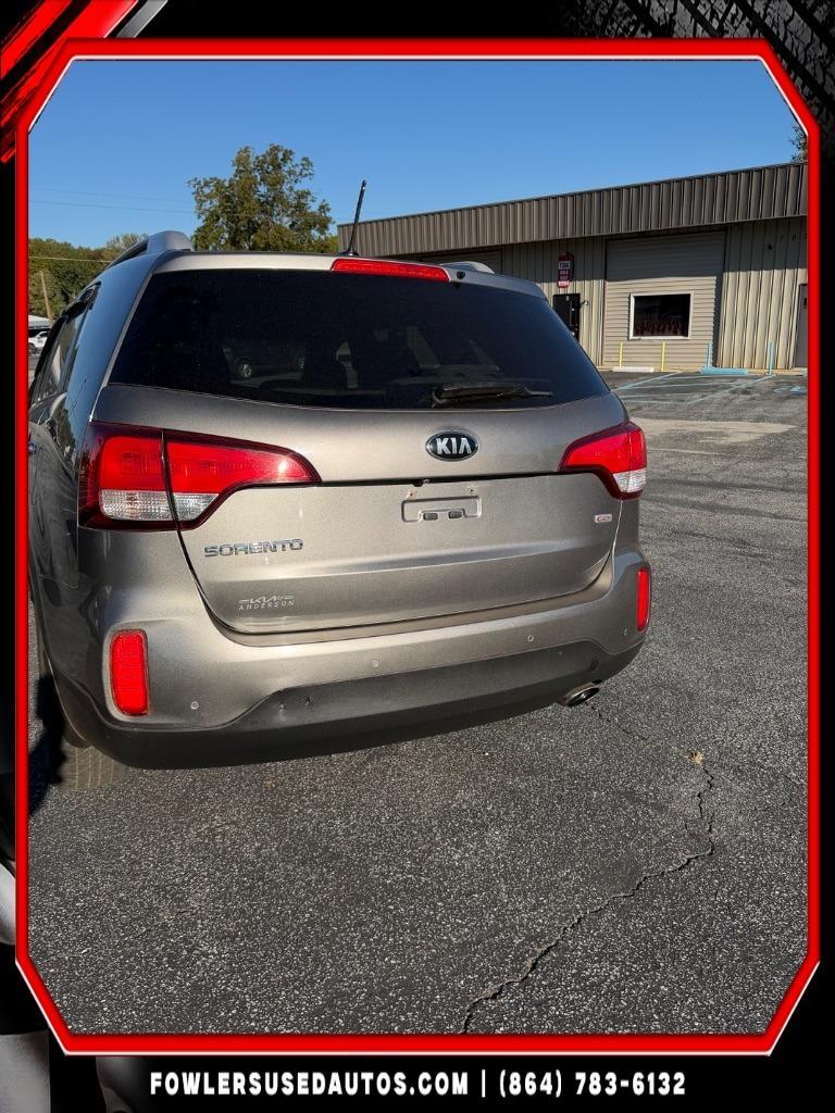 2015 Kia Sorento - $8,995