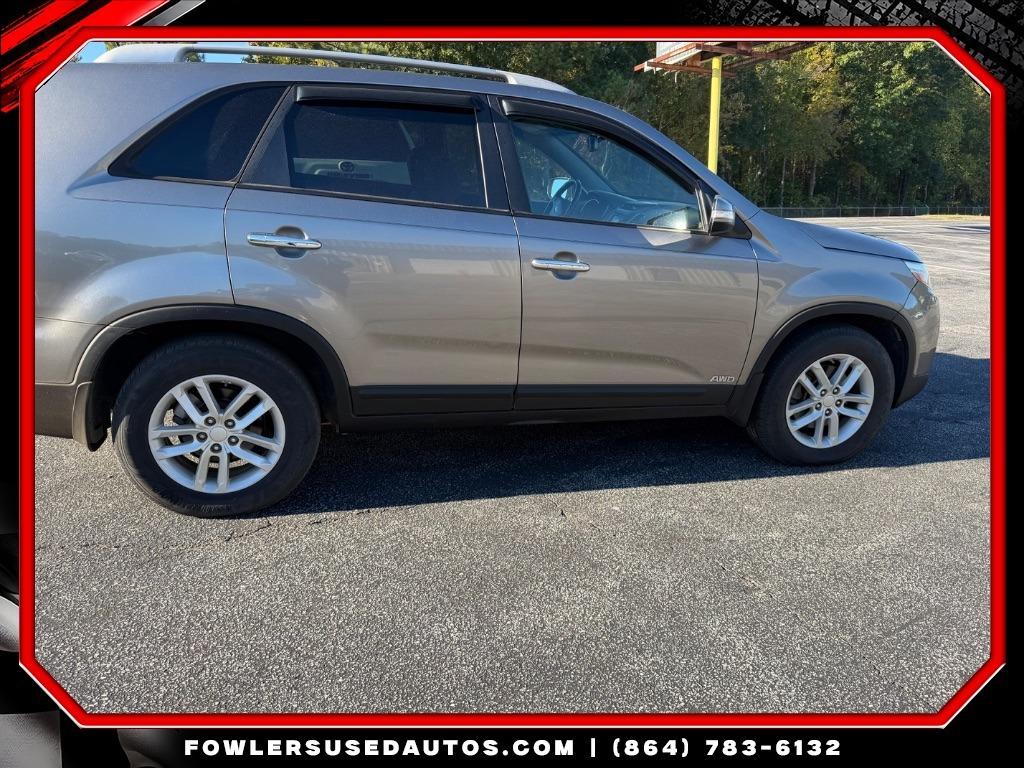 2015 Kia Sorento - $8,995