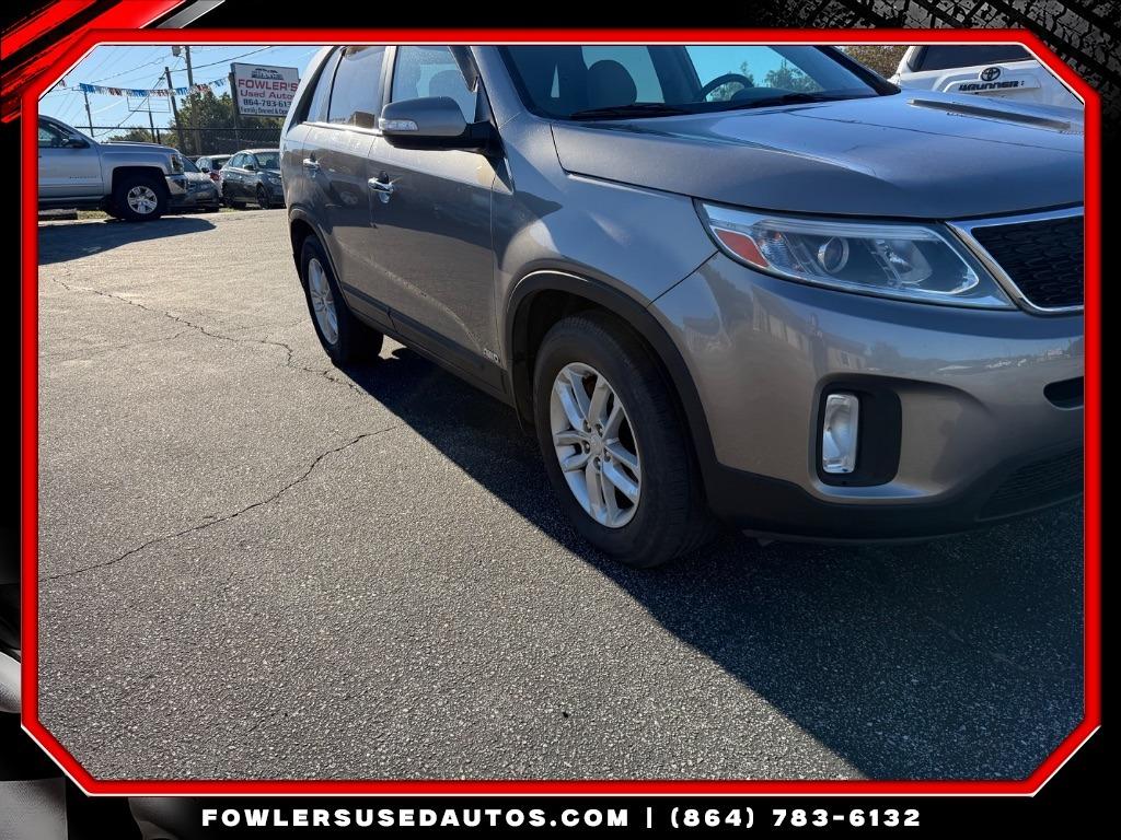 2015 Kia Sorento - $8,995