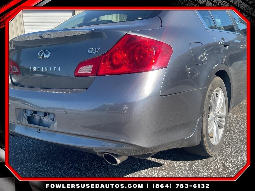 2013 INFINITI G - $8,995