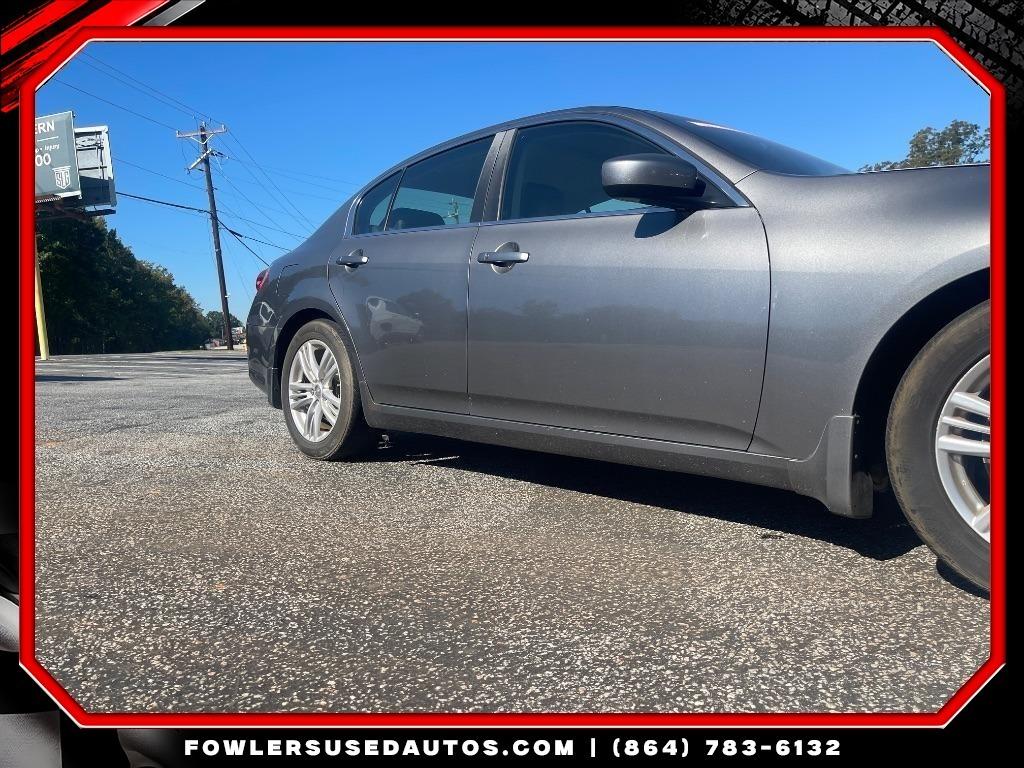 2013 INFINITI G - $8,995