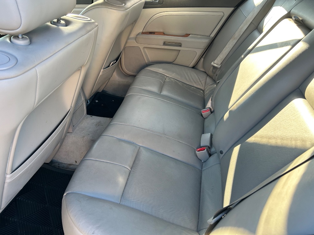 2011 Cadillac STS