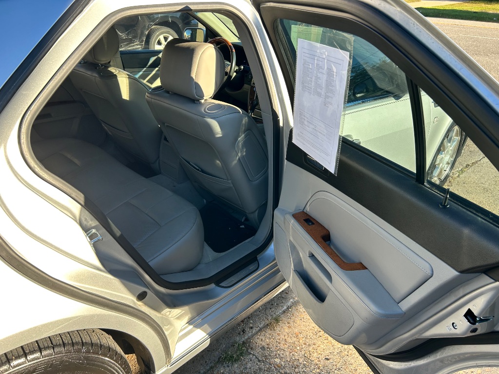 2011 Cadillac STS