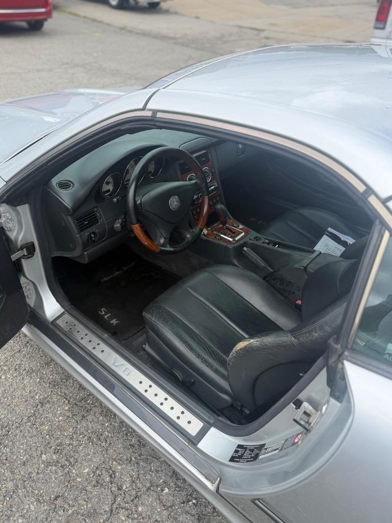 2001 Mercedes-Benz SLK-Class - $5,995