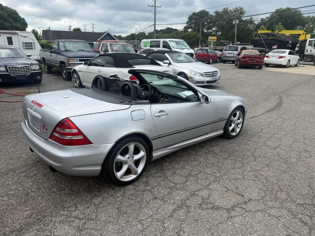 2001 Mercedes-Benz SLK-Class - $5,995