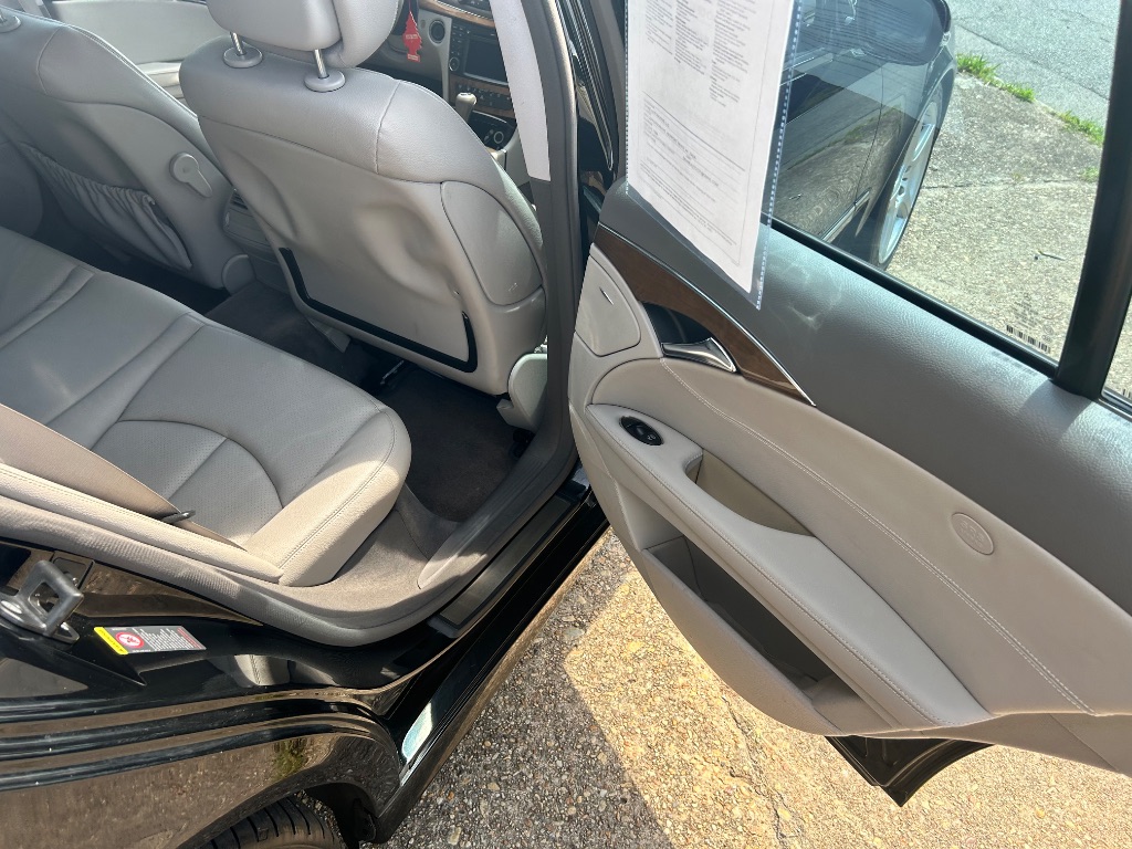 2009 Mercedes-Benz E-Class - $6,995