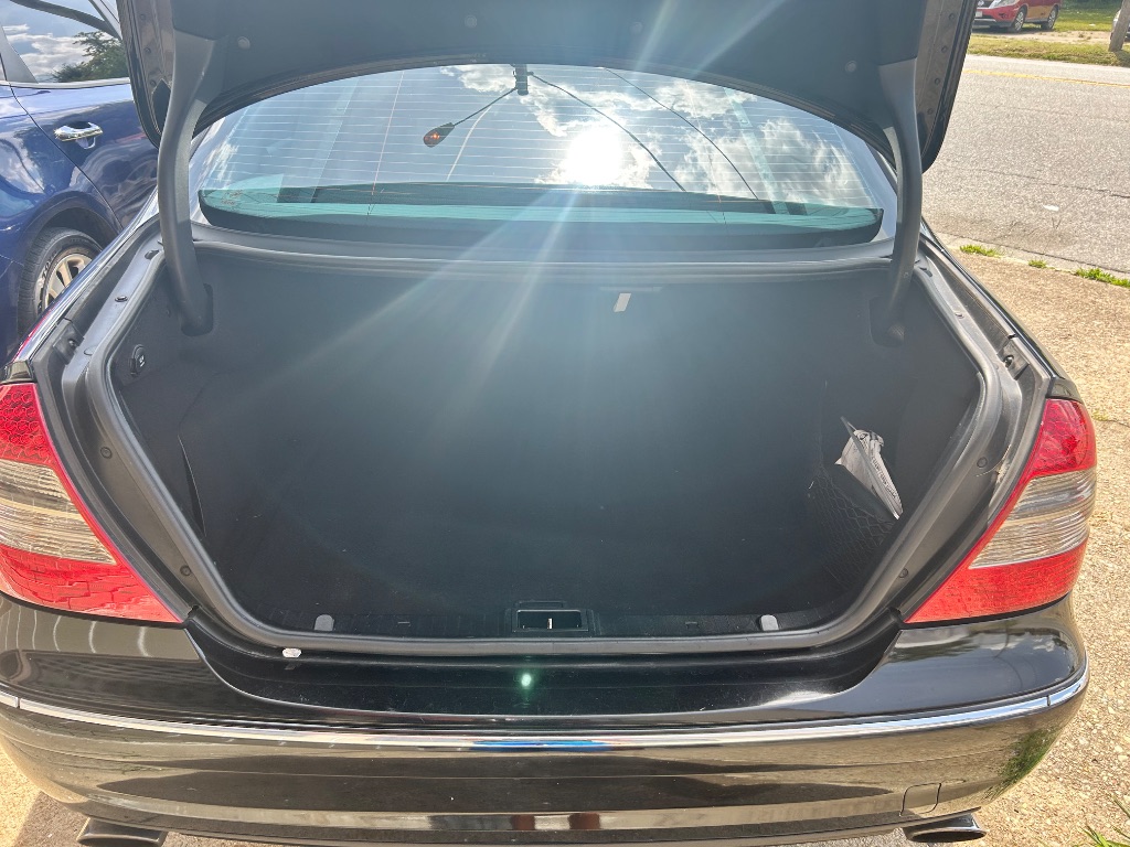 2009 Mercedes-Benz E-Class - $6,995