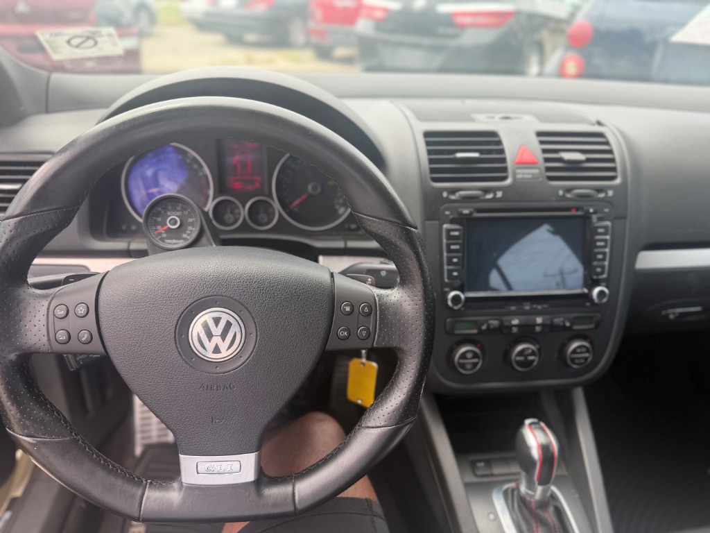2006 Volkswagen Jetta - $2,995
