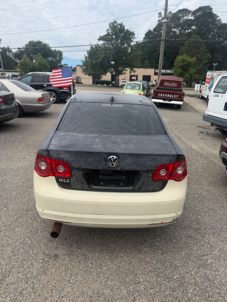 2006 Volkswagen Jetta - $2,995