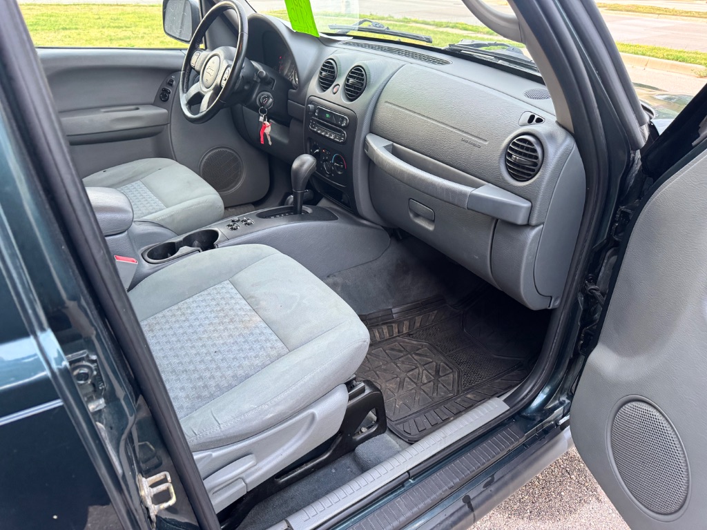 2005 Jeep Liberty - $4,995