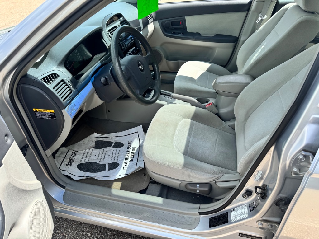 2004 Kia Spectra - $4,995
