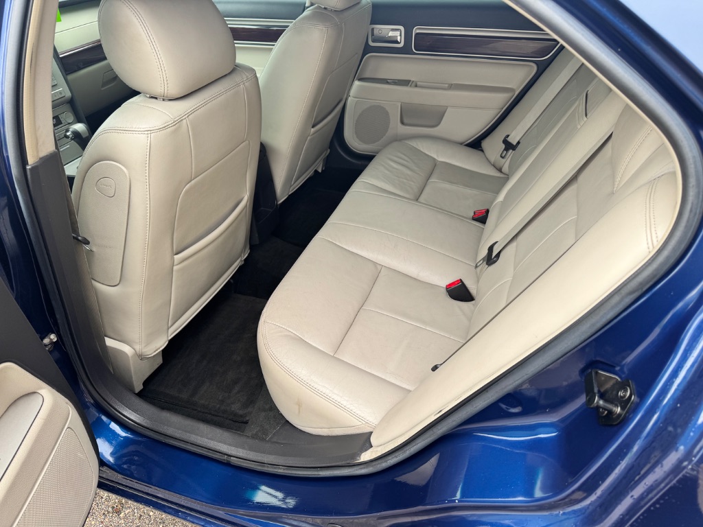 2006 Lincoln Zephyr - $5,995