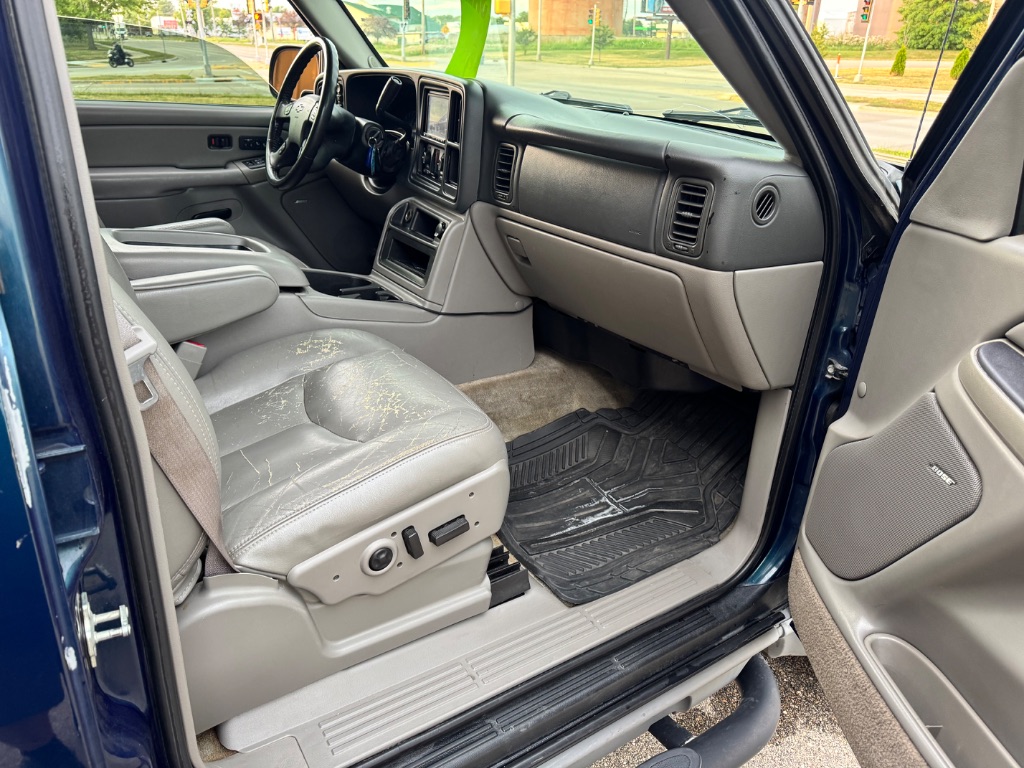 2005 Chevrolet Tahoe - $6,995