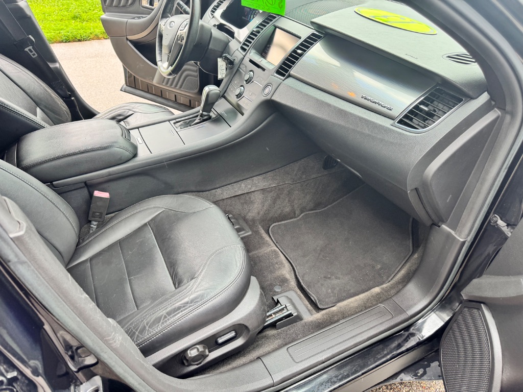 2013 Ford Taurus - $7,995