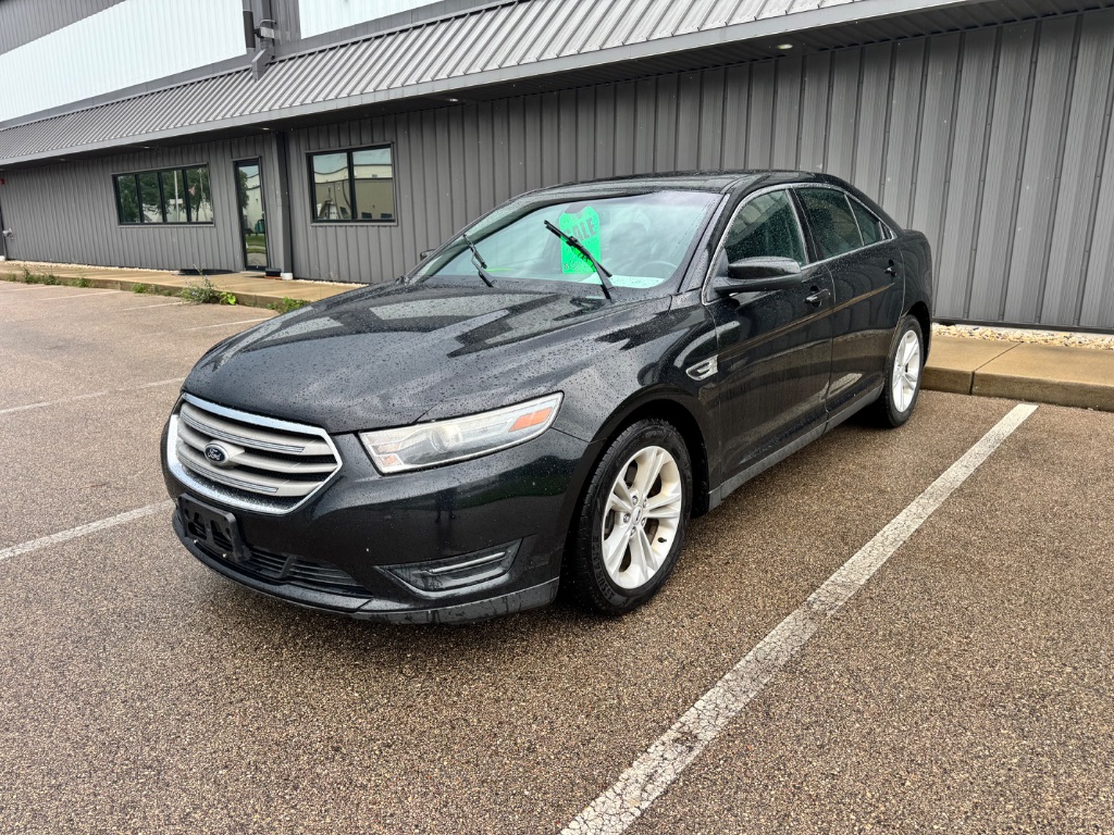 2013 Ford Taurus - $7,995