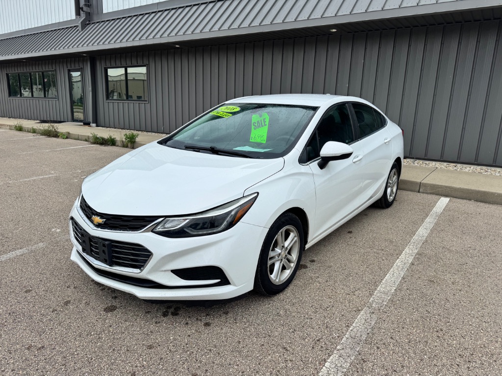 2018 Chevrolet Cruze - $7,995