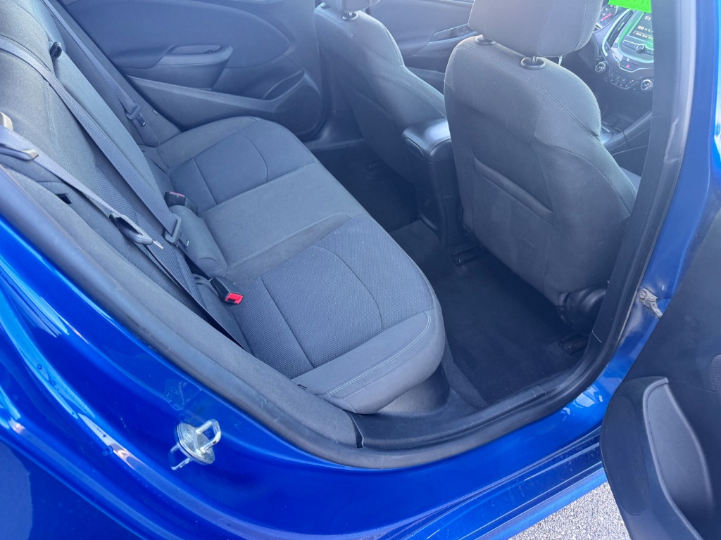 2017 Chevrolet Cruze - $7,995