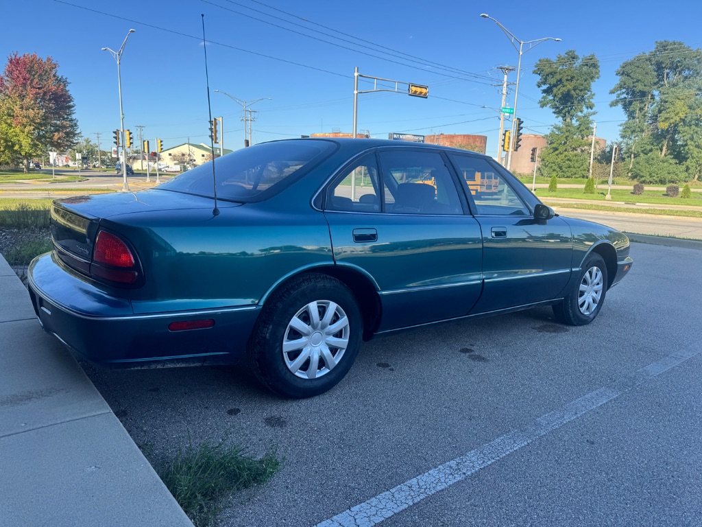 1998 Oldsmobile 88 - $4,995