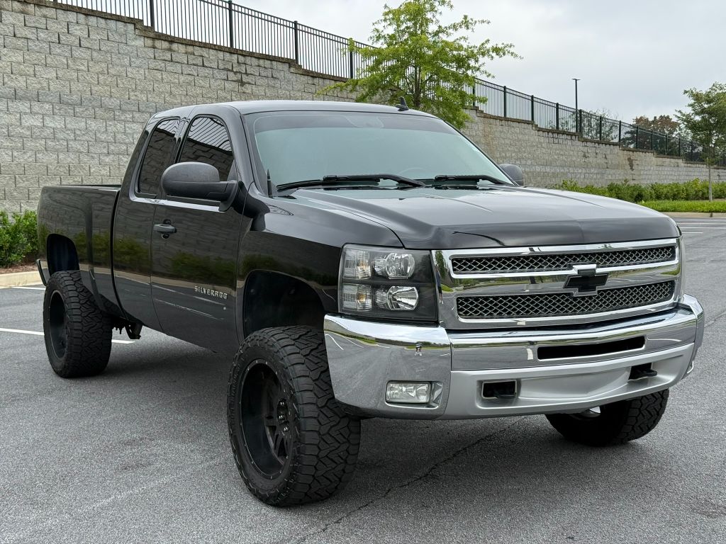 2012 Chevrolet Silverado - $13,399