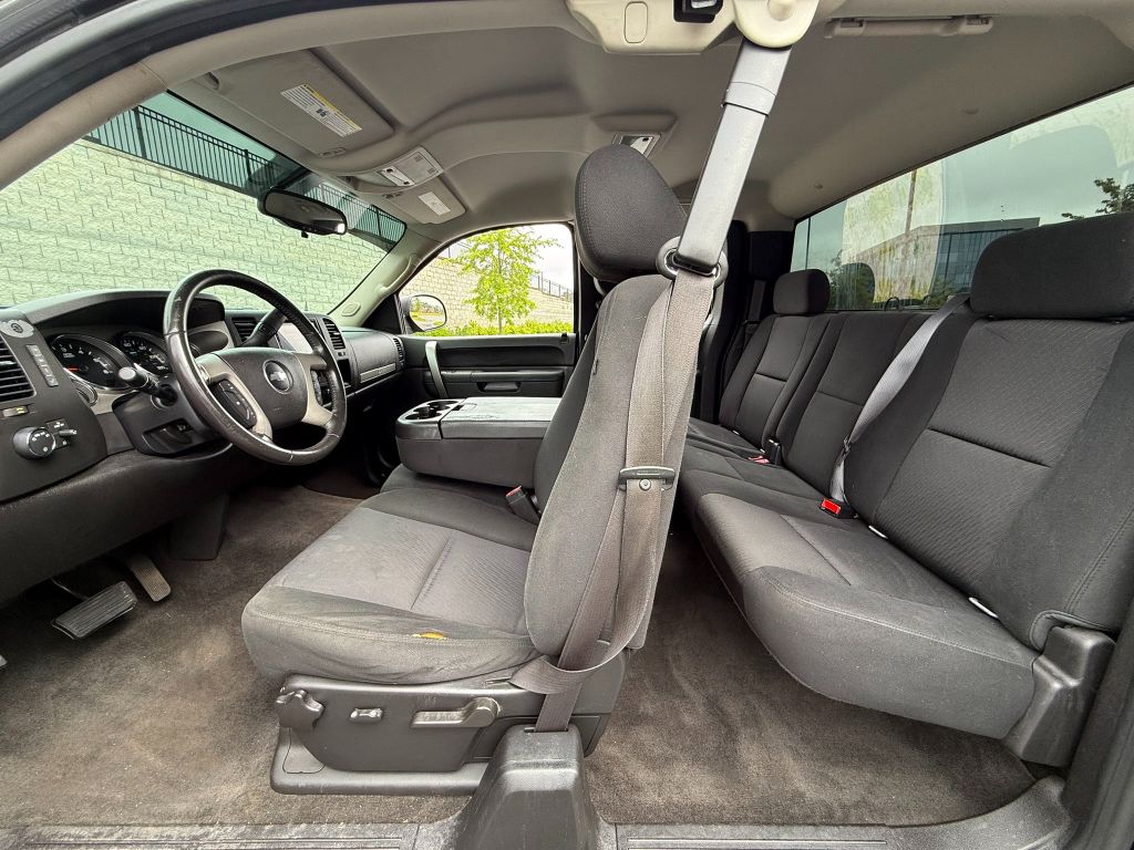 2012 Chevrolet Silverado - $13,399