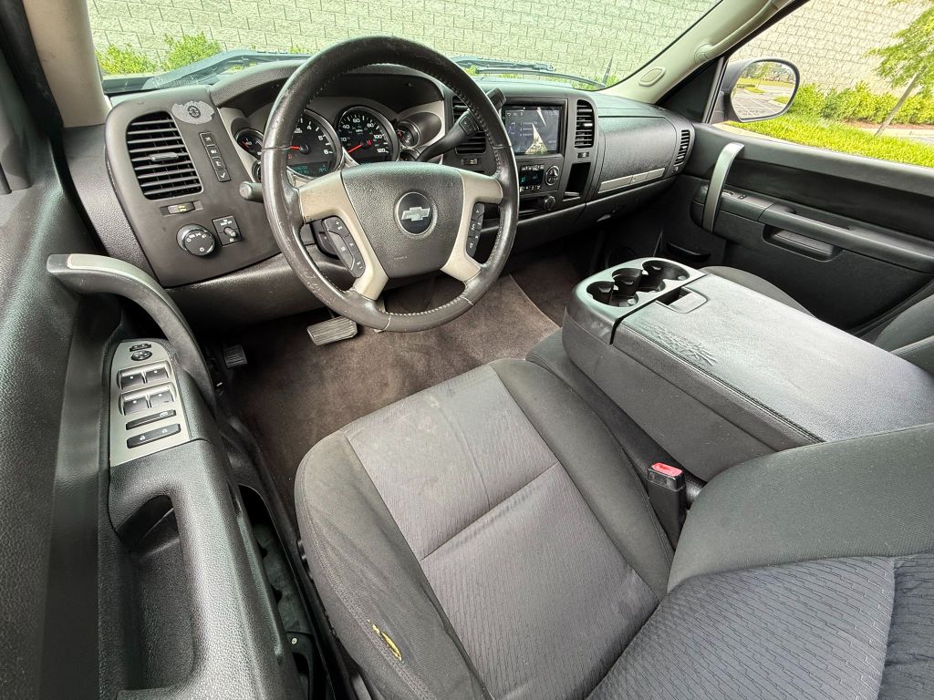 2012 Chevrolet Silverado - $13,399