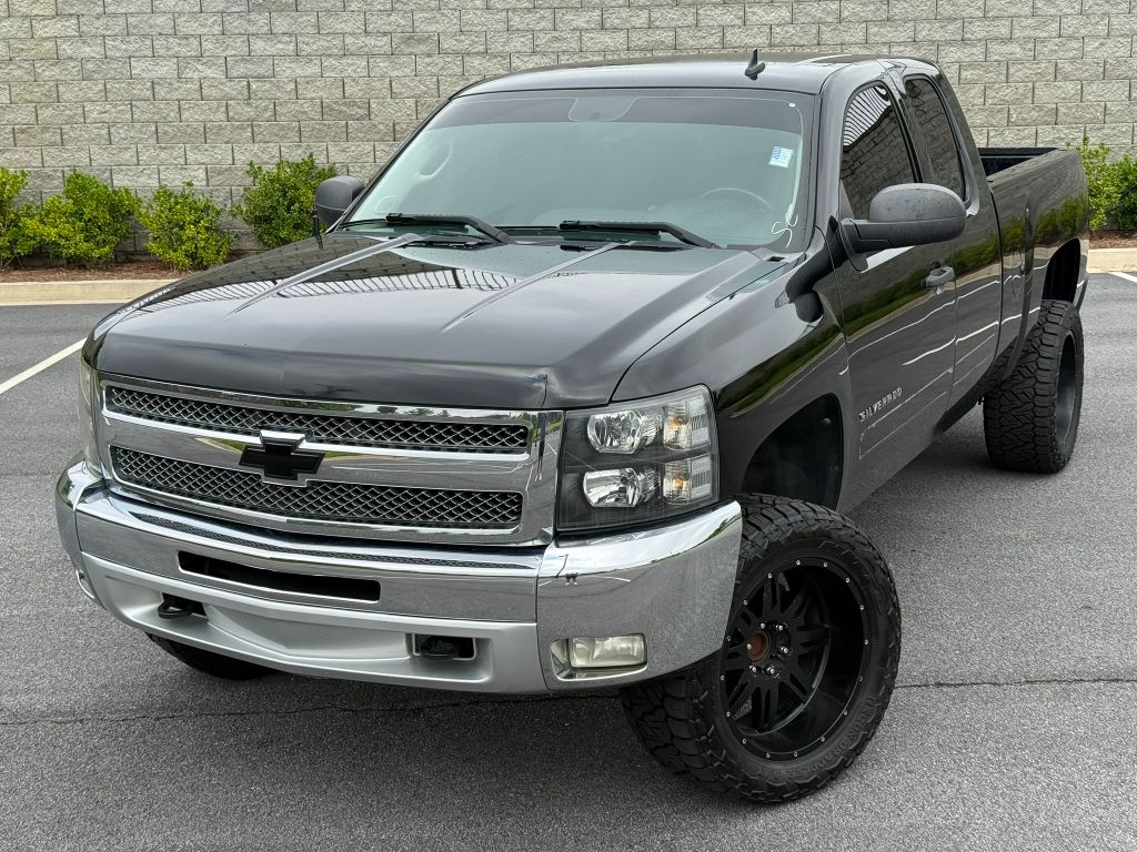 2012 Chevrolet Silverado - $13,399