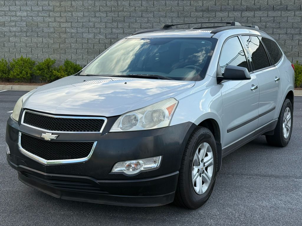 2011 Chevrolet Traverse - $3,950