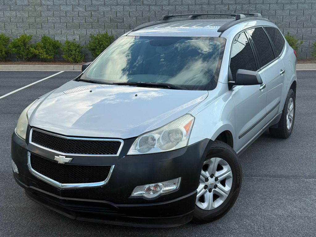 2011 Chevrolet Traverse - $3,950