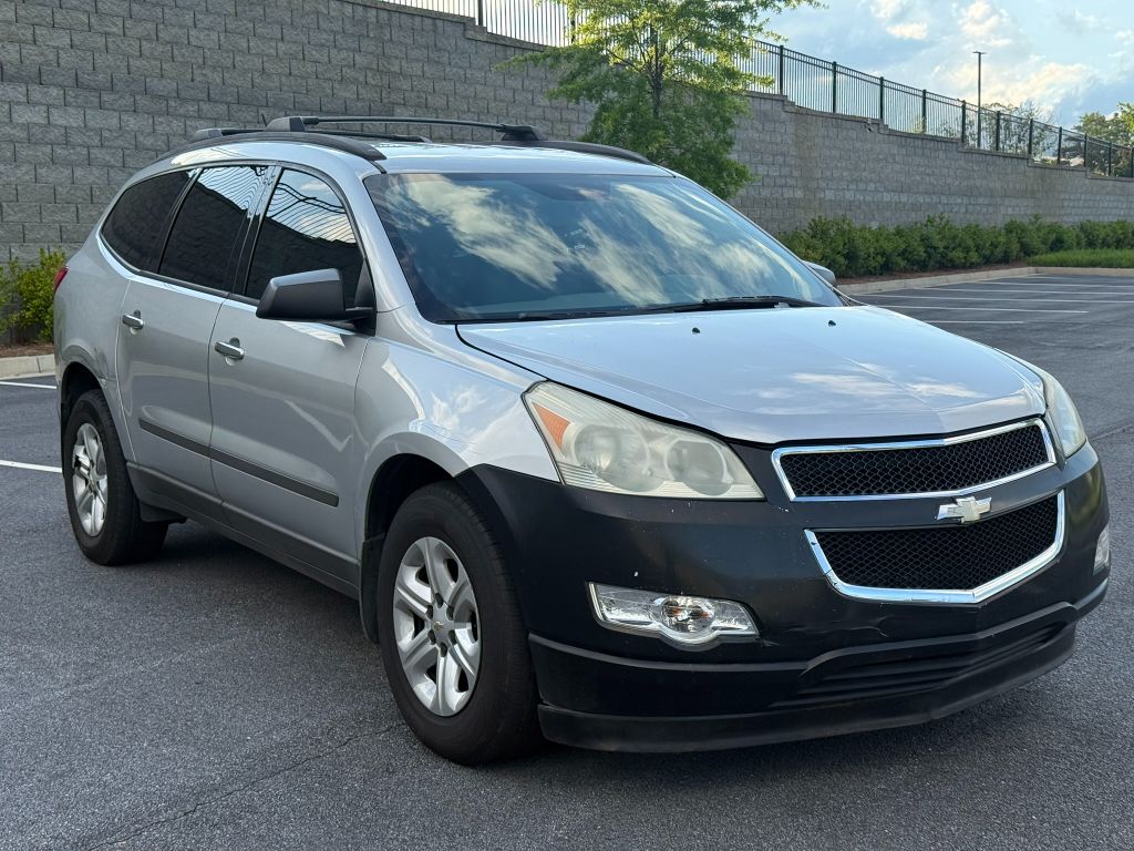 2011 Chevrolet Traverse - $3,950