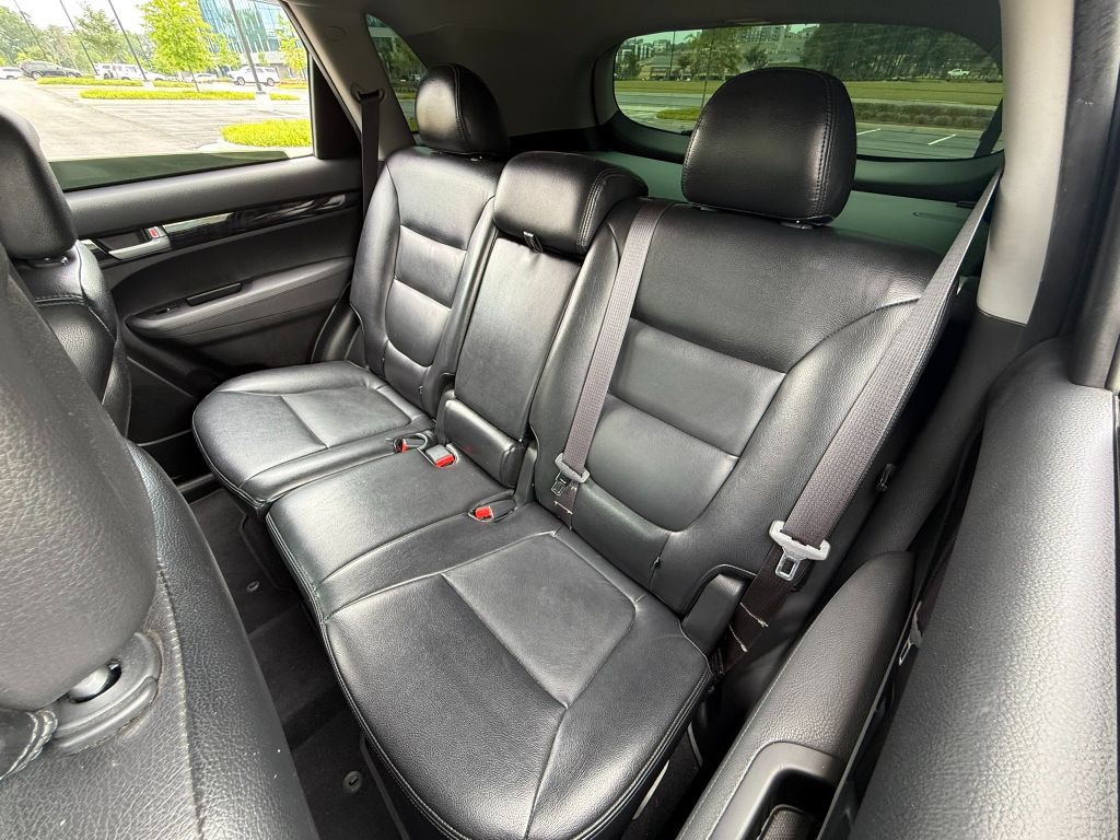 2015 Kia Sorento - $7,950