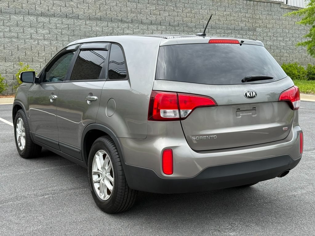 2015 Kia Sorento - $7,950